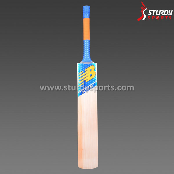 New Balance DC 880 18/19 Cricket Bat - Size 6 - English Willow - Youth / Boys - New Balance - Sturdy Sports