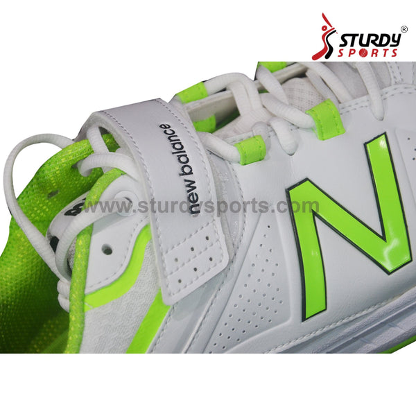 New Balance CK4040W3 Steel Spikes Cricket Shoes - Steel Spikes Shoes - New Balance - Sturdy Sports