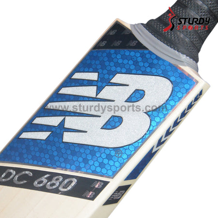 New Balance DC 680 19/20 Cricket Bat - Size 5 - English Willow - Youth / Boys - New Balance - Sturdy Sports