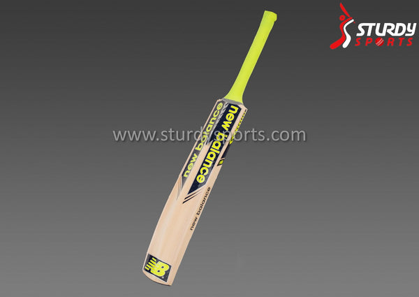 New Balance DC 580 Cricket Bat - Harrow - English Willow - Youth / Boys - New Balance - Sturdy Sports